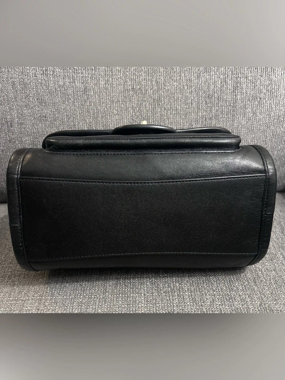 Coach Vintage Black Y2K convertible shoulder-crossbody bag with silver hardware - Picture 5 of 13
